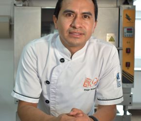 FOTO HUGO